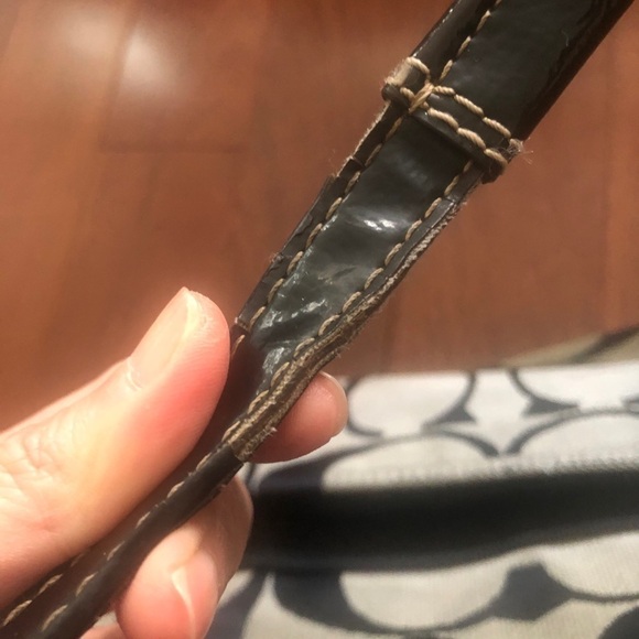 Coach Signature Multifunction Diaper Travel bag - Picture 10 of 14